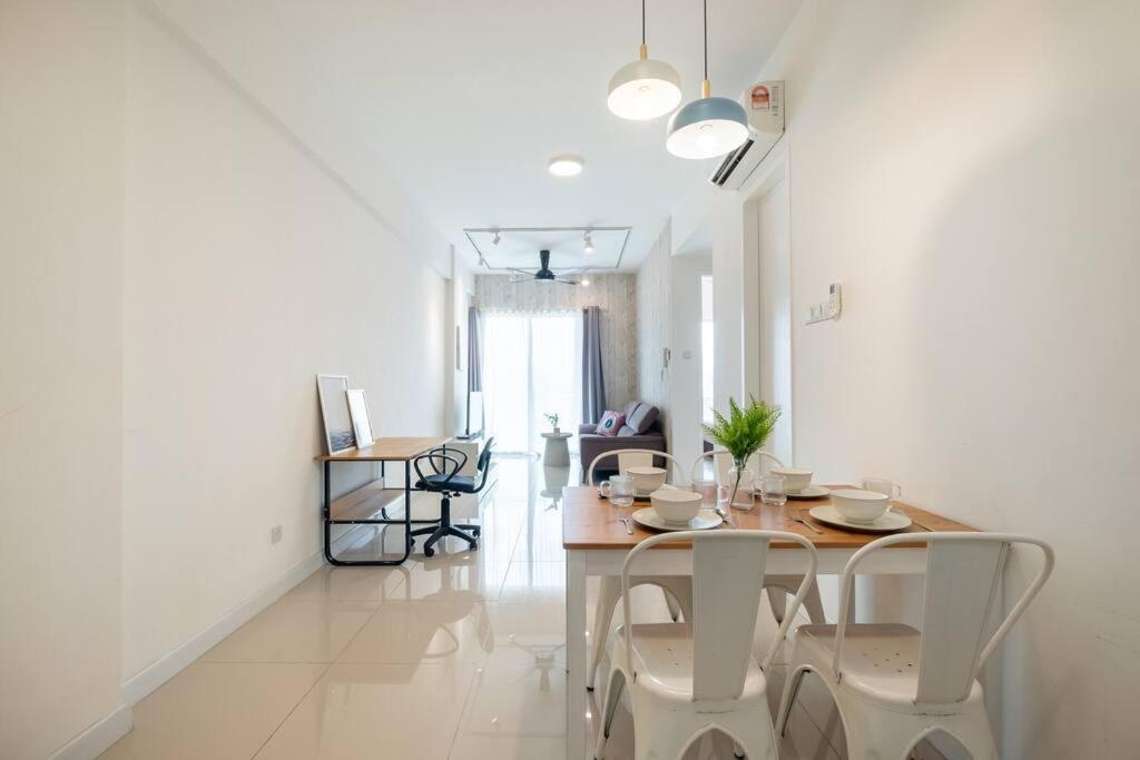 Apartment Suria North Kiara Wi-fi 500mbps 3km-desa Park *